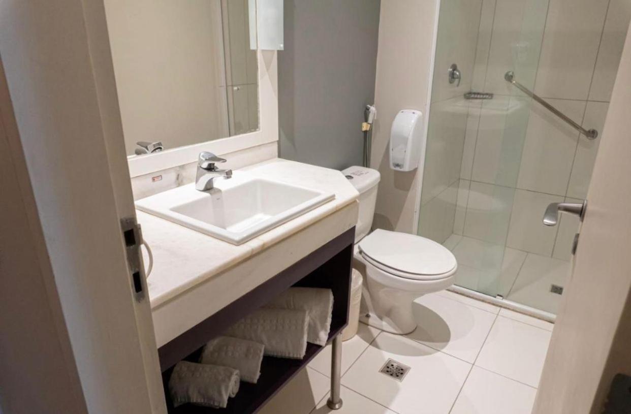 Studio Living Faria Lima San Paolo Esterno foto