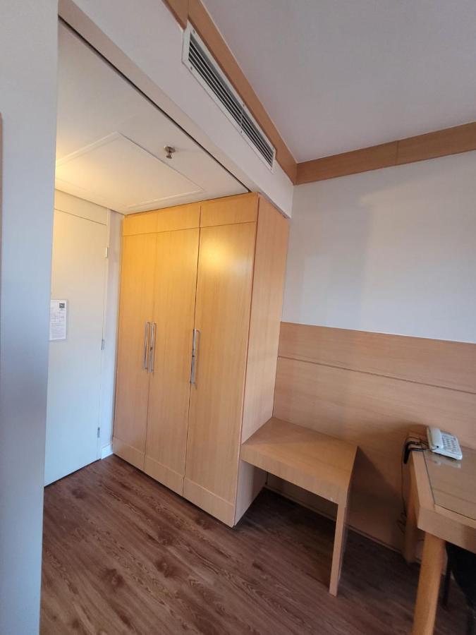 Studio Living Faria Lima San Paolo Esterno foto